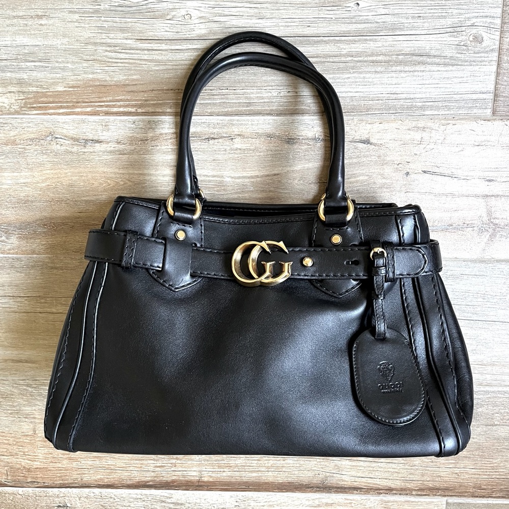 Gucci GG Medium Running Tote in Black